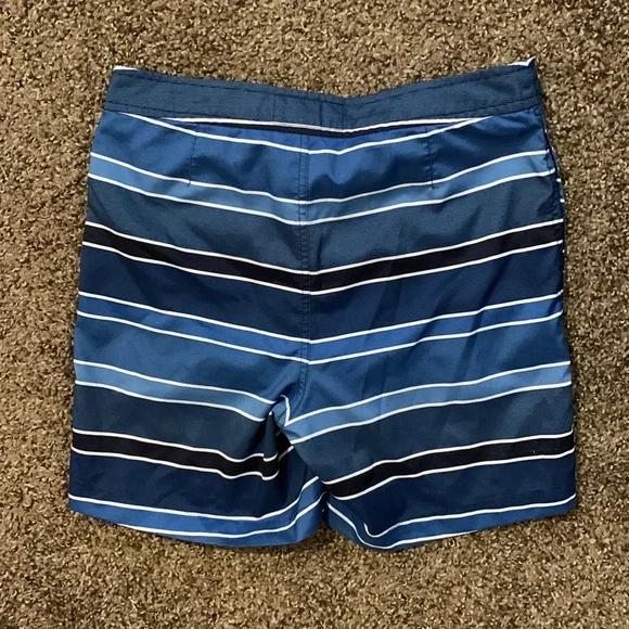 Original Penguin Swim Trunks Size 28 - Picture 4 of 4